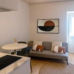Apartment River View Historic Alfama, Lisbon