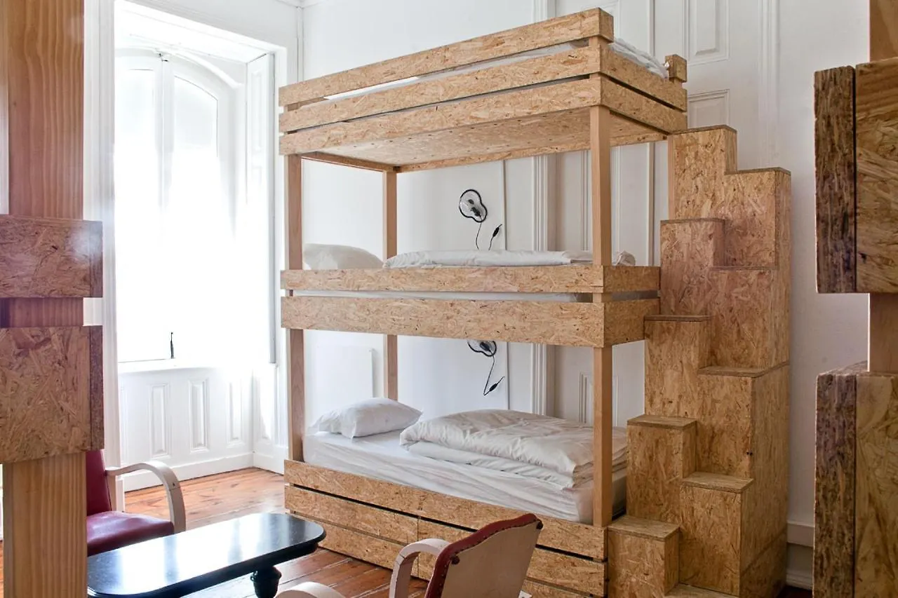 Hostel Independente Principe Real Lizbona