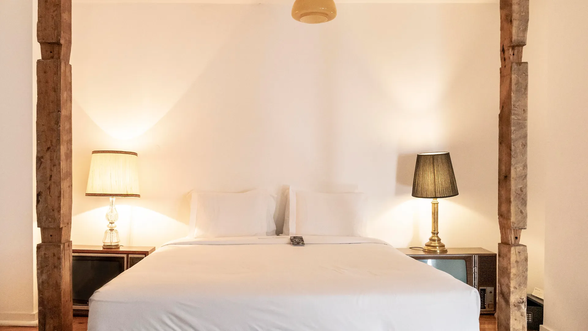 Hostel Independente Principe Real Lizbona