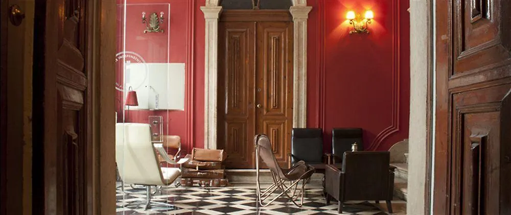 Hostel Independente Principe Real Lizbona 0*,  Portugalia